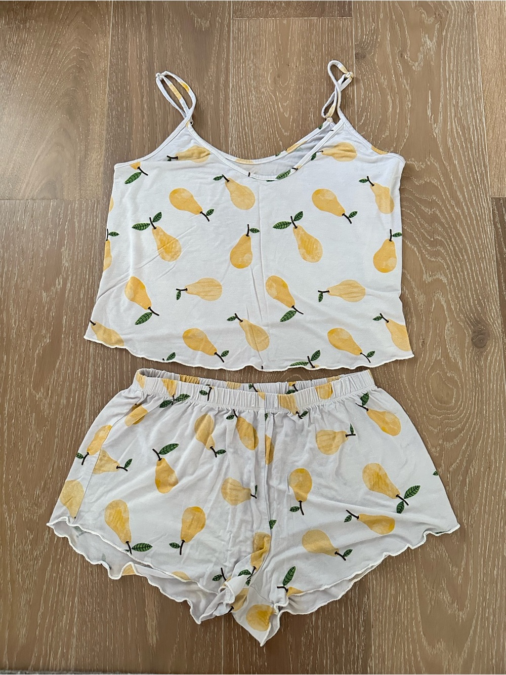 Women’s White Pear Print Cami & Short Sleep Set